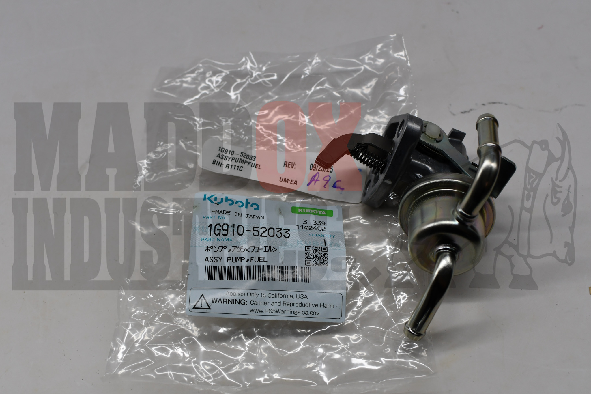 Kubota 1G910-52033 Fuel Pump